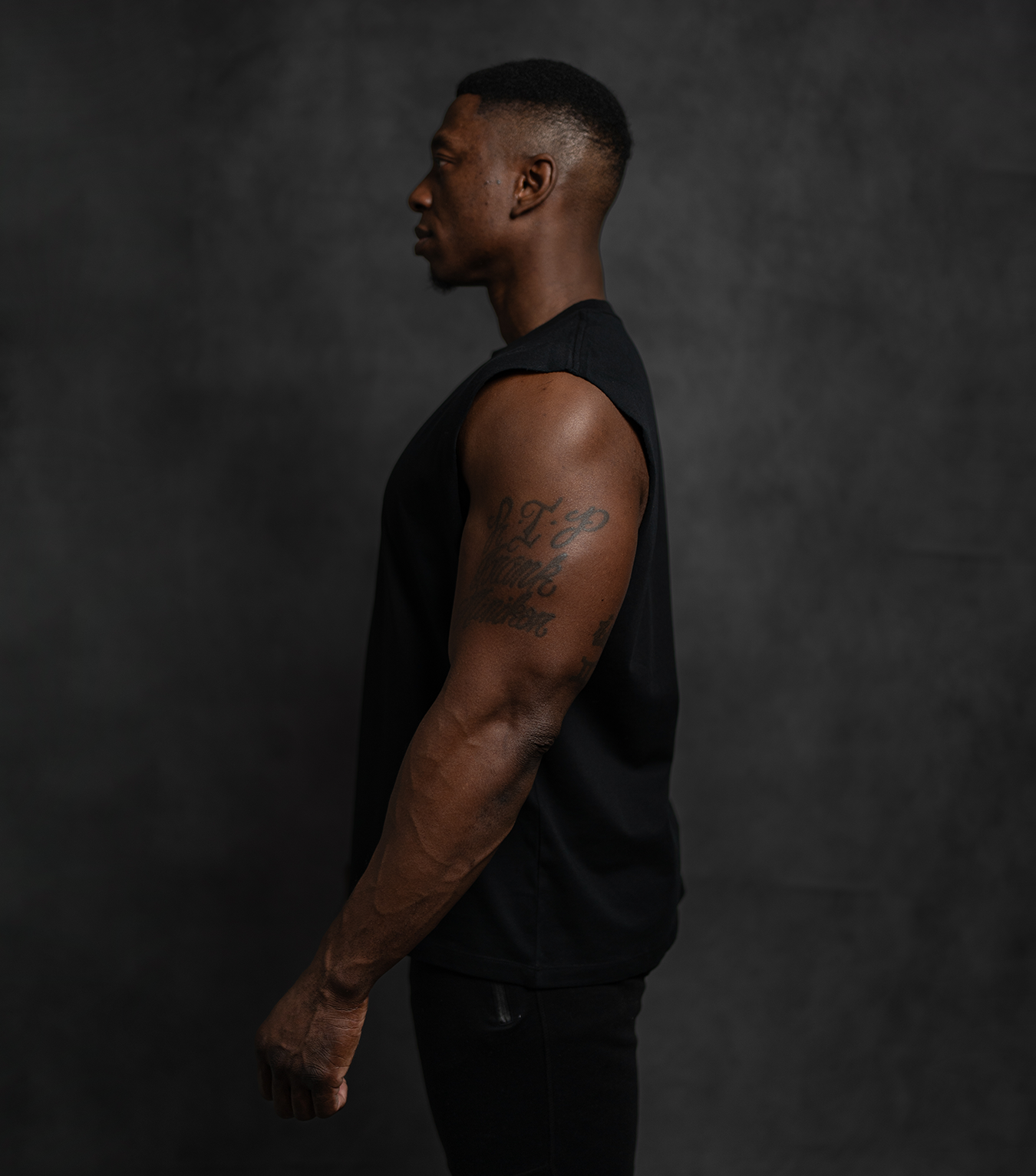 HYDE Oversized Sleeveless Tee - Black