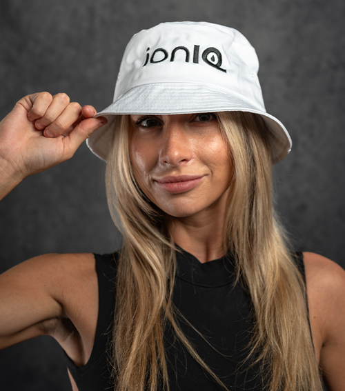ionIQ Bucket Hat-White